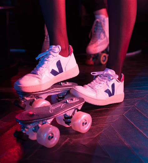 turn shoes into roller skates